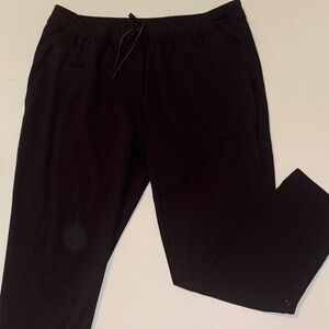 GUC - Lululemon Black Pants